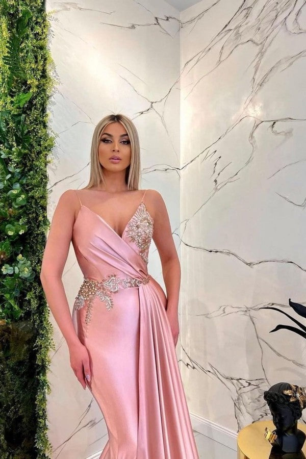 Vestidos de fiesta largos de sirena con escote en V y tirantes finos en color rosa brillante