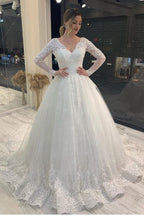 Vestido de novia de tul con escote en V, manga larga, apliques de encaje y espalda descubierta