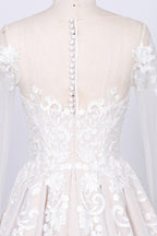 A-Linie Brautkleid mit langen Ärmeln und Applikationen aus Spitze und Tüll