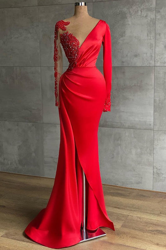 Langärmliges Meerjungfrau-Ballkleid im V-Ausschnitt aus Stretch-Satin mit Schlitz