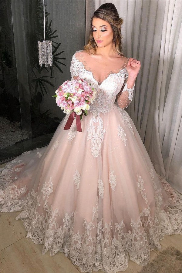 Vestido de novia de manga larga estilo princesa con hombros descubiertos, tul floral y apliques de encaje
