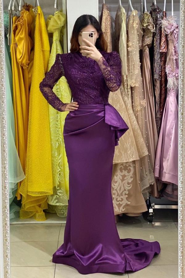Langes Meerjungfrau-Ballkleid aus Stretch-Satin mit Juwelenspitze und Ärmeln
