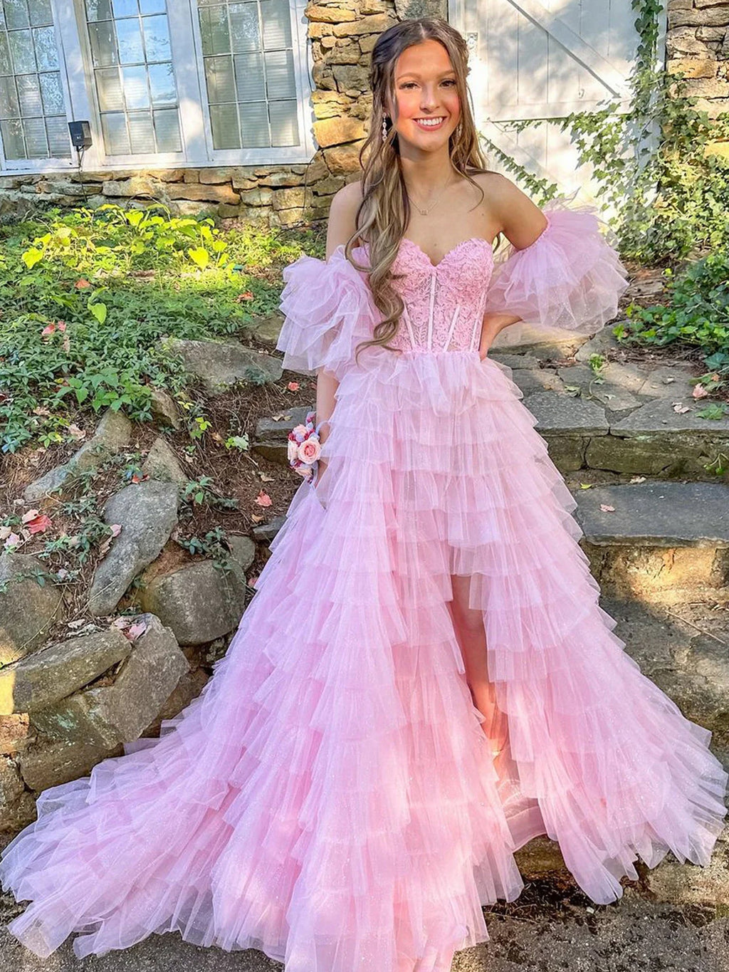 Lunaire | Vestido de fiesta de tul rosa con escote en forma de corazón y abertura en la espalda