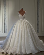 Vestidos de novia de lujo con tirantes finos, escote corazón, encaje y sin mangas