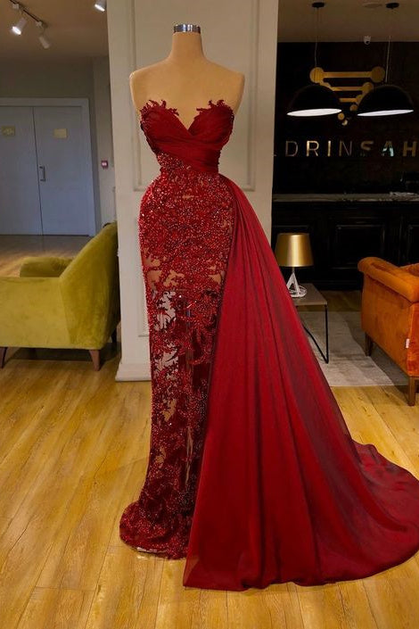 luxuriöses Burgunderrotes Meerjungfrau-Ballkleid mit abnehmbarer Schleppe und Spitze