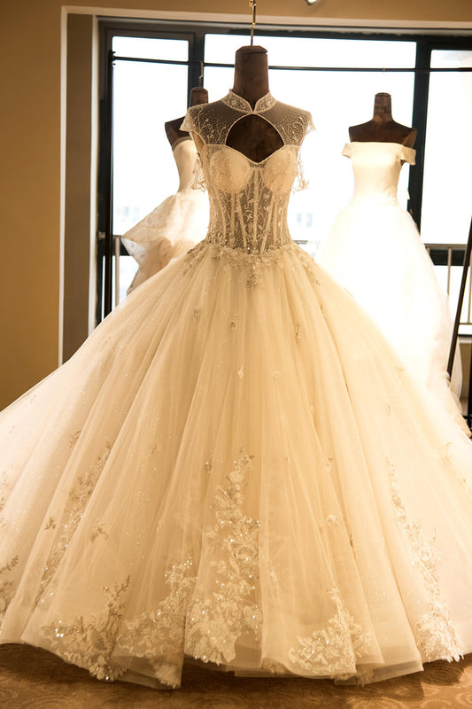 Luxury Illusion Neck Lace-up Tulle Ball Gown Wedding Dress Modest Ivory Sparkle Bridal Gowns