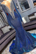 Luxuriöses Meerjungfrau-Ballkleid mit langen Ärmeln und glänzenden blauen Quasten und Hofschleppe