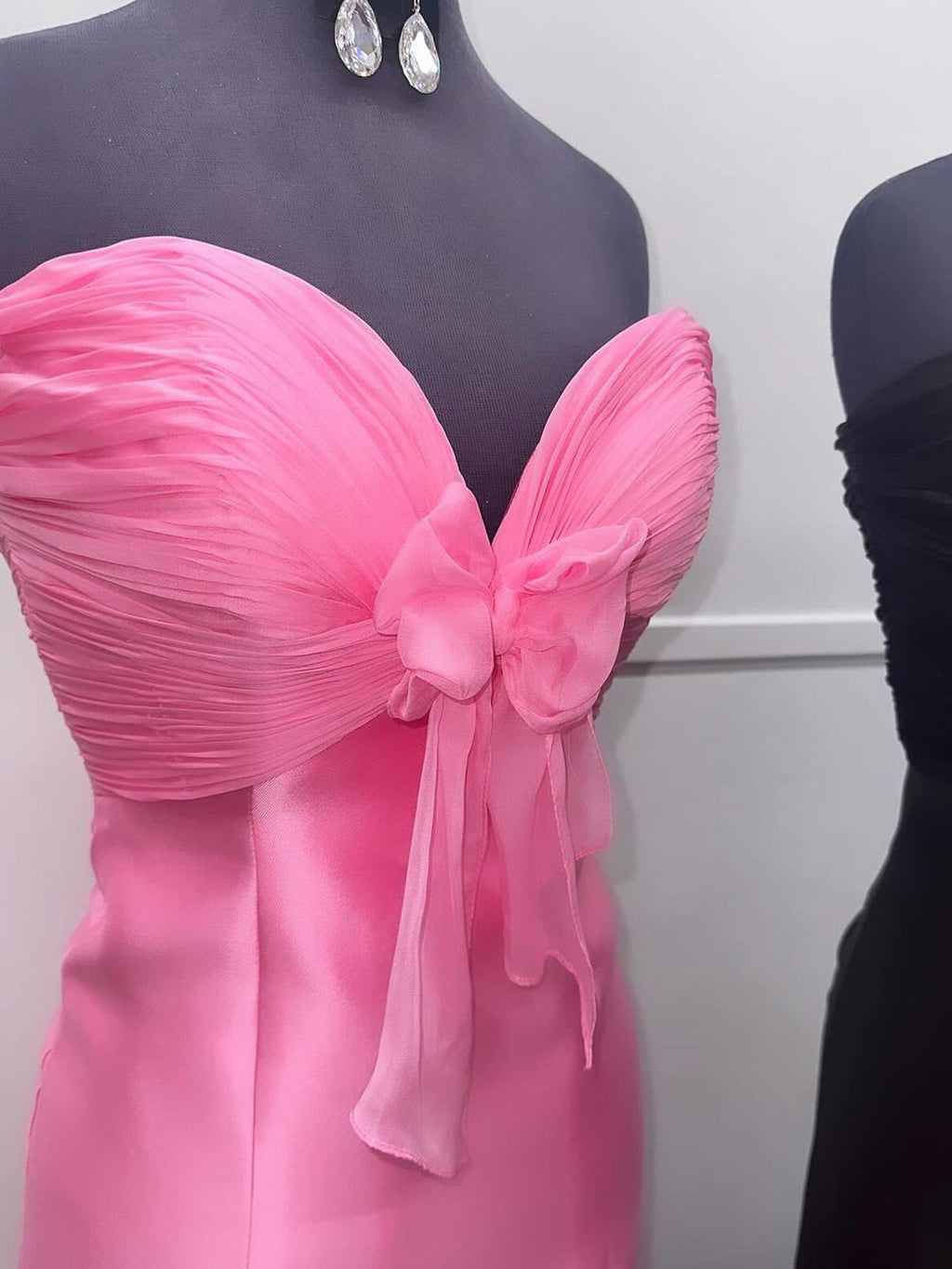 Mack | Hellblaues Meerjungfrau-Ballkleid mit Schleife und Herzausschnitt 
