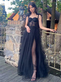 Maebi | Vestido de fiesta largo de tul con corsé de encaje negro y corte A