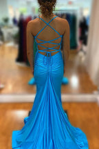 Barrie | Vestido de fiesta largo de satén azul con tirantes finos y corte sirena y espalda cruzada