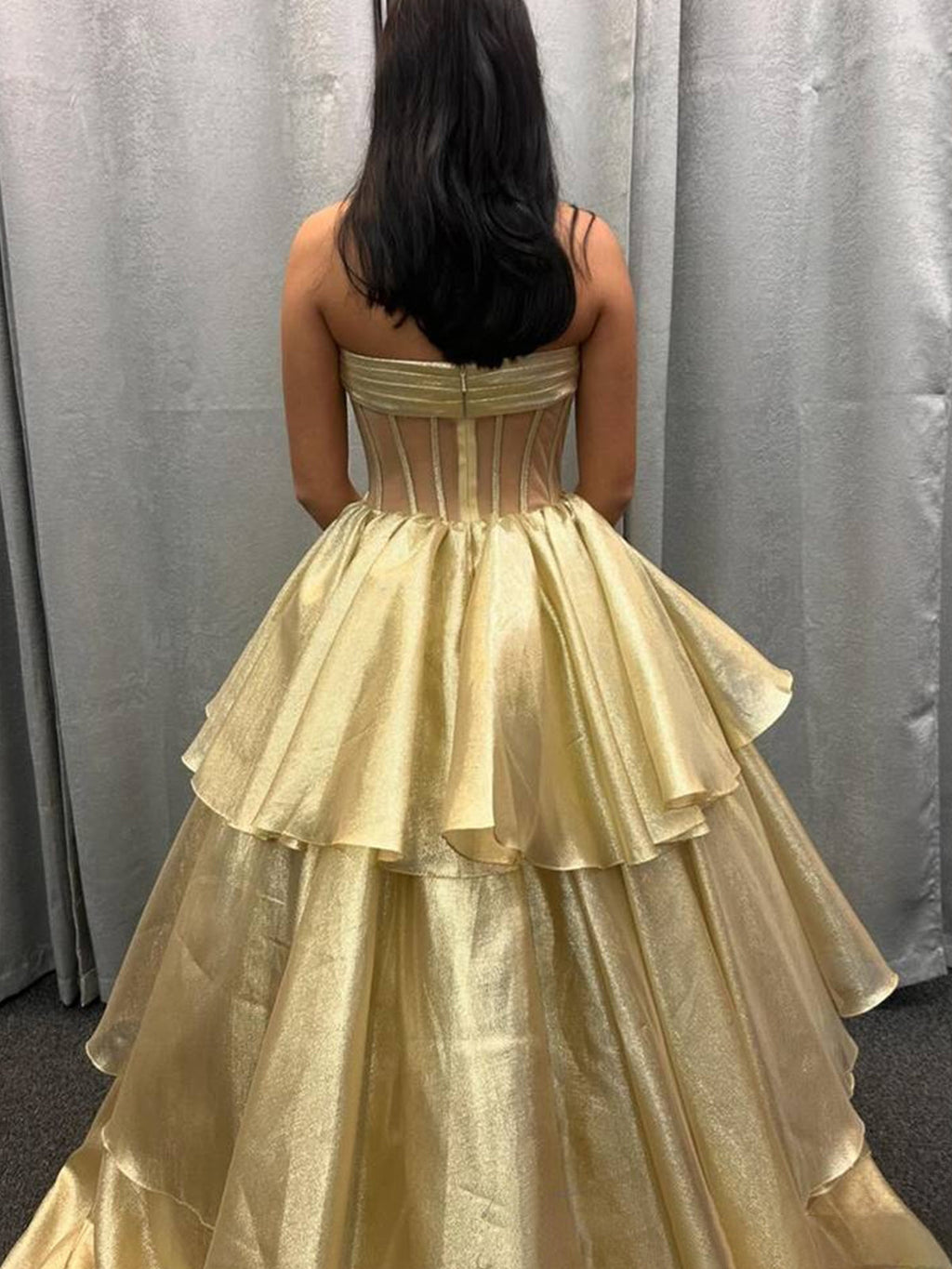 Malvis | Vestidos de fiesta largos de organza sin tirantes y con lazo
