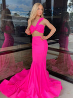 Maven | Vestido de fiesta de satén rosa intenso de dos piezas, corte sirena y un solo hombro