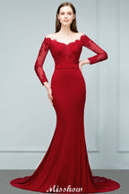 Vestido de dama de honor de corte sirena charmeuse con hombros descubiertos, escote en V y largo hasta el suelo con apliques