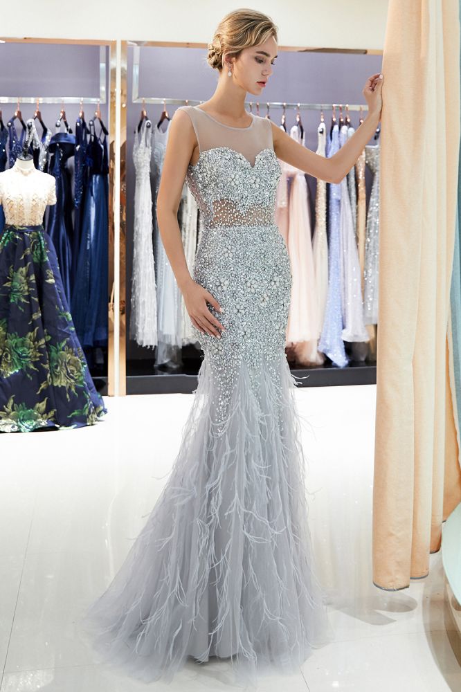 Meerjungfrau-Abendkleid mit ärmellosem Illusion-Ausschnitt und Kristallverzierung aus Tüll