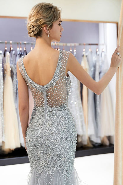 Vestido de noche de tul con cristales, escote ilusión y sin mangas de sirena