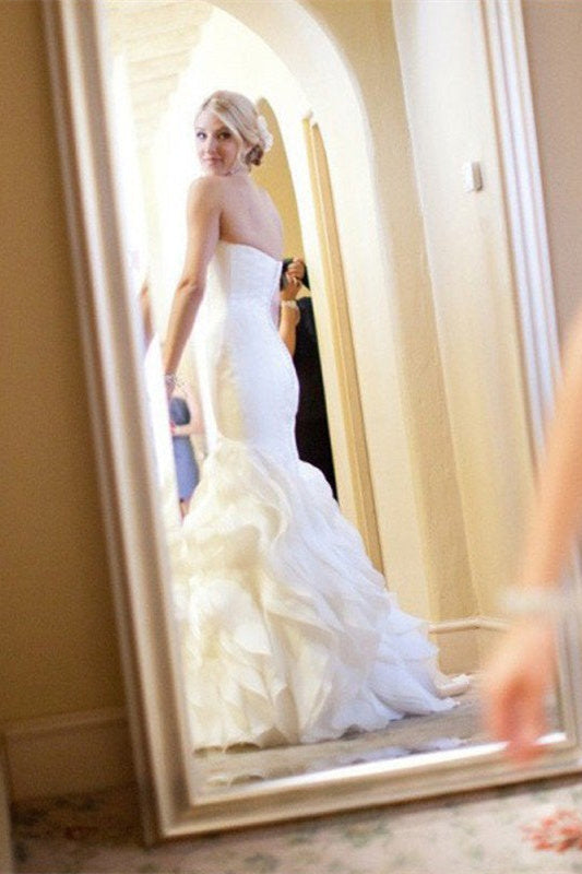 Vestido de novia de sirena sin mangas con escote corazón y sin volantes