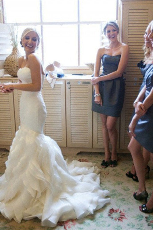Vestido de novia de sirena sin mangas con escote corazón y sin volantes