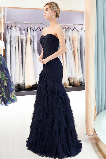 Vestido de noche largo de tul drapeado sin tirantes y escote corazón de sirena