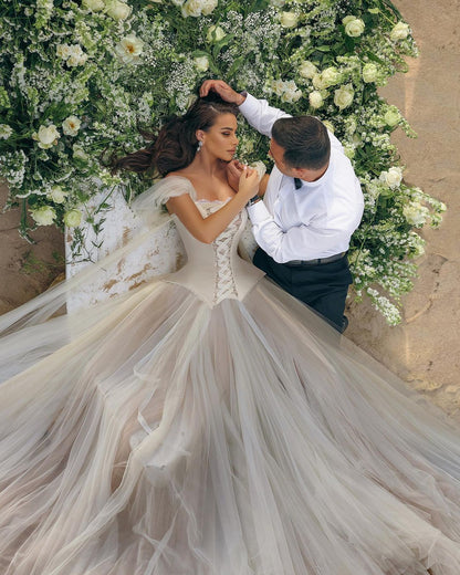Modern Long A-line Off-the-shoulder Sleeveless Tulle Corset Wedding Dress