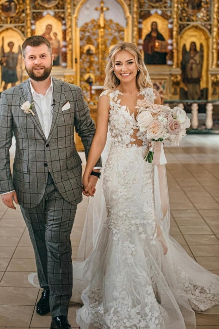 Vestidos de novia modernos de sirena larga sin mangas con apliques y encaje