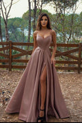 Vestido de fiesta largo con escote en forma de A y abertura