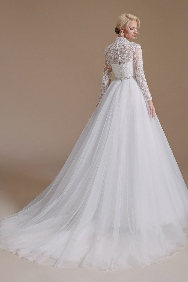 Vestidos de novia modestos largos de corte A con cuello alto, tul y encaje con mangas