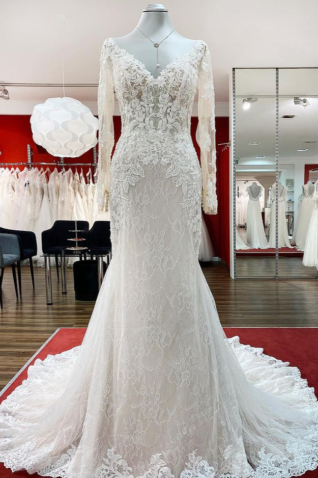 Schlichtes langes Meerjungfrau-Brautkleid mit Herzausschnitt und Tüllspitze und Ärmeln