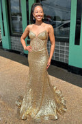 Nadir | Vestido de fiesta largo de sirena con lentejuelas y escote palabra de honor dorado