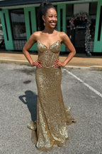 Nadir | Vestido de fiesta largo de sirena con lentejuelas y escote palabra de honor dorado
