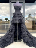 Nanette | Vestido de fiesta negro de tul con volantes, sin tirantes y corte alto