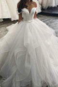 Neuankömmling Off-the-Shoulder Prinzessin Puffy Layers Brautkleid