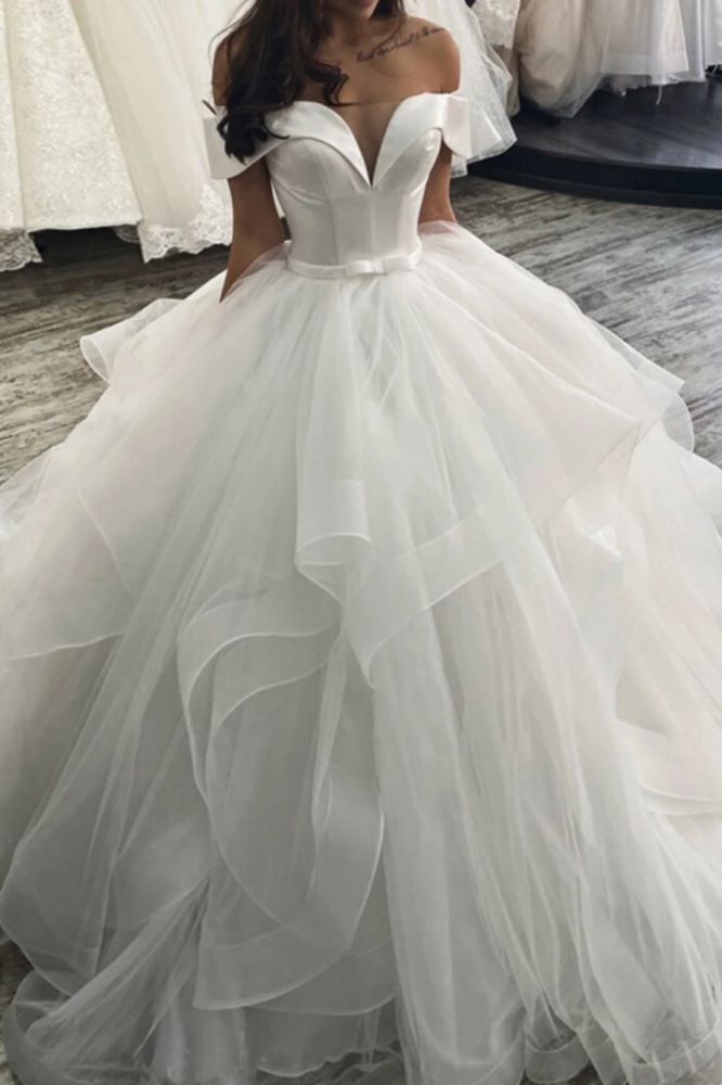 Neuankömmling Off-the-Shoulder Prinzessin Puffy Layers Brautkleid