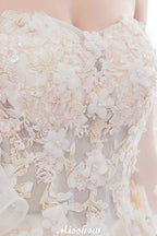 Schulterfreies A-Linien-Ballkleid mit bodenlangem Tüll-Brautkleid mit Applikationen