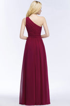 Vestidos de dama de honor de corte A en gasa burdeos con volantes y un solo hombro hasta el suelo