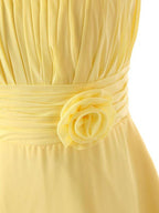 Vestido de dama de honor amarillo de gasa con un solo hombro y flores, largo hasta el suelo, BD015