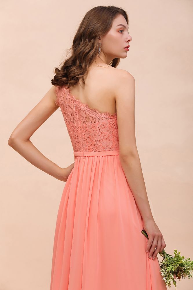 Vestido de dama de honor floral de un solo hombro con abertura lateral, vestido formal para invitada de boda con bolsillo