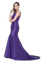 Vestidos de dama de honor de satén estilo sirena con un solo hombro y largo