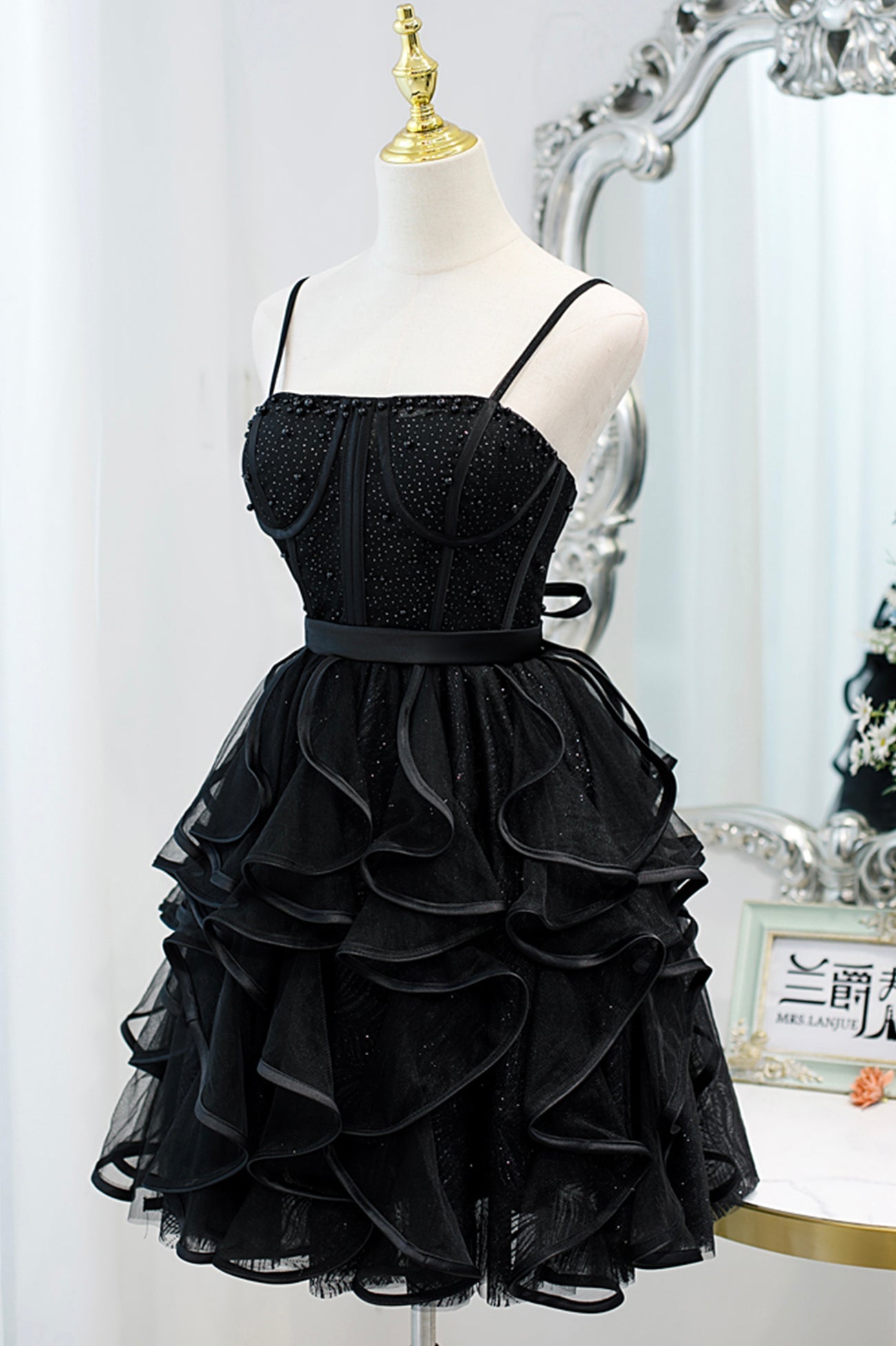 Bethany | Vestido corto de tul con tirantes finos y corte A para el regreso a casa