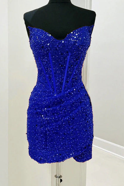 Vestido de fiesta ajustado con escote en forma de corazón y lentejuelas rojas con corsé