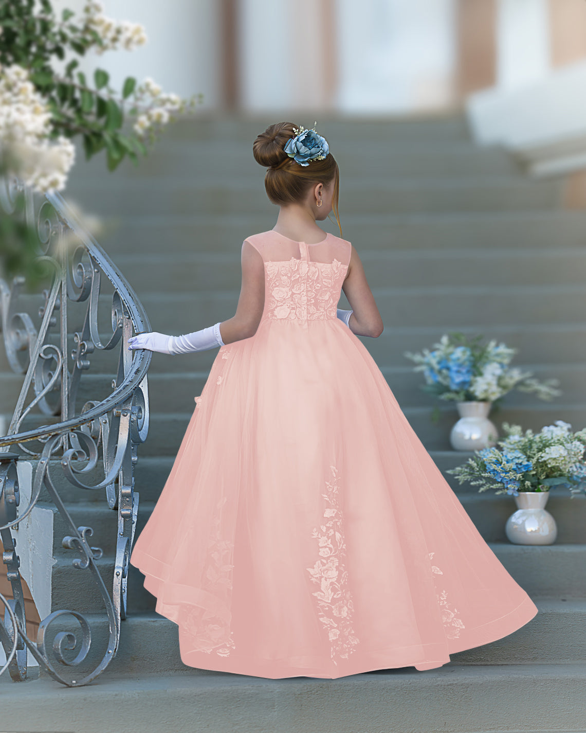 Robe de bal Serenity Princess avec appliques en dentelle et ornements papillon 