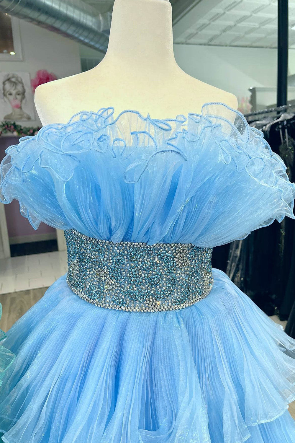 Peyton | A-Linien-Ballkleid mit Rüschen, trägerlos und lang