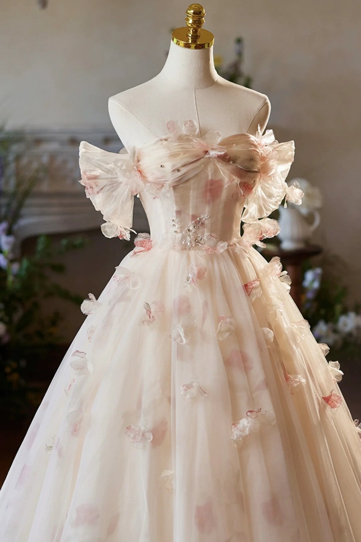 Phebian | Vestidos de fiesta largos de tul con hombros descubiertos y estampado floral color champán hasta el suelo