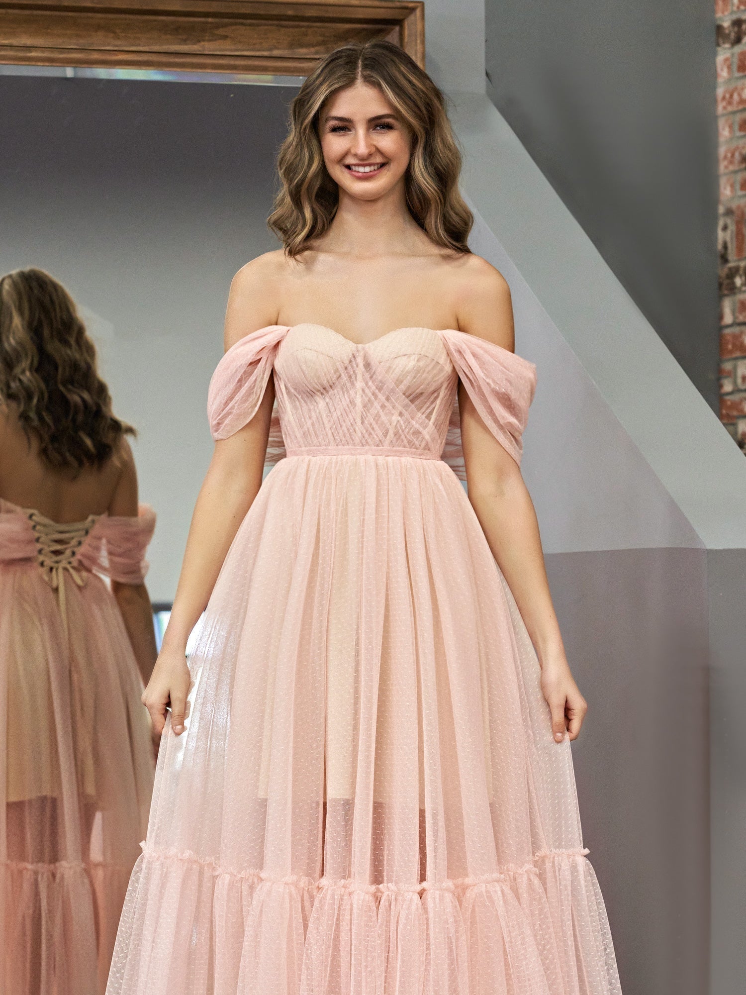 Nova | Vestido de fiesta de tul rosa con escote corazón y corte A hasta la rodilla