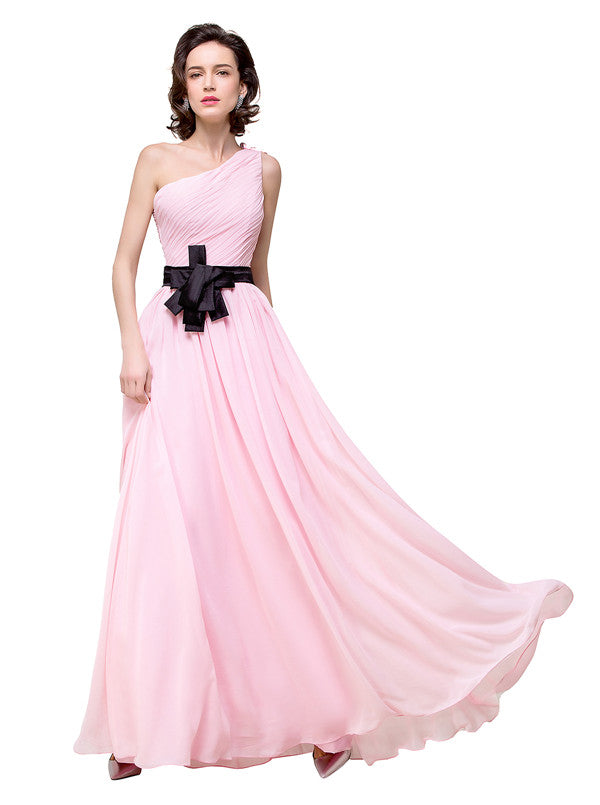 Vestidos de dama de honor de gasa con volantes, corte A y un solo hombro en color rosa