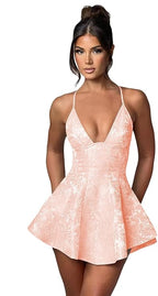 Kurzes A-Linie Neckholder Rückenfreies Homecoming-Kleid Satin Rüschen Jacquard Partykleider