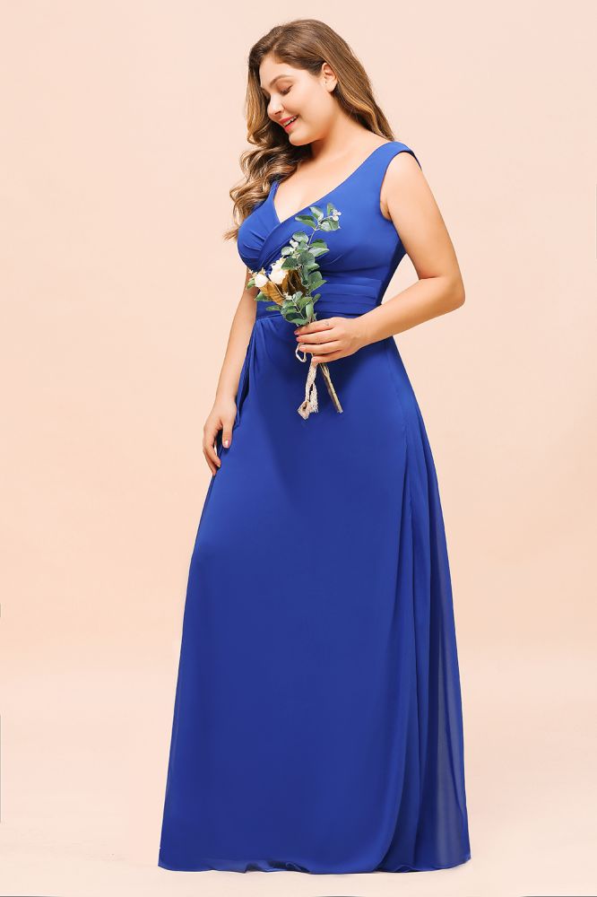 Vestido de dama de honor azul real sin mangas de gasa de talla grande con escote en V y vestido de novia sencillo