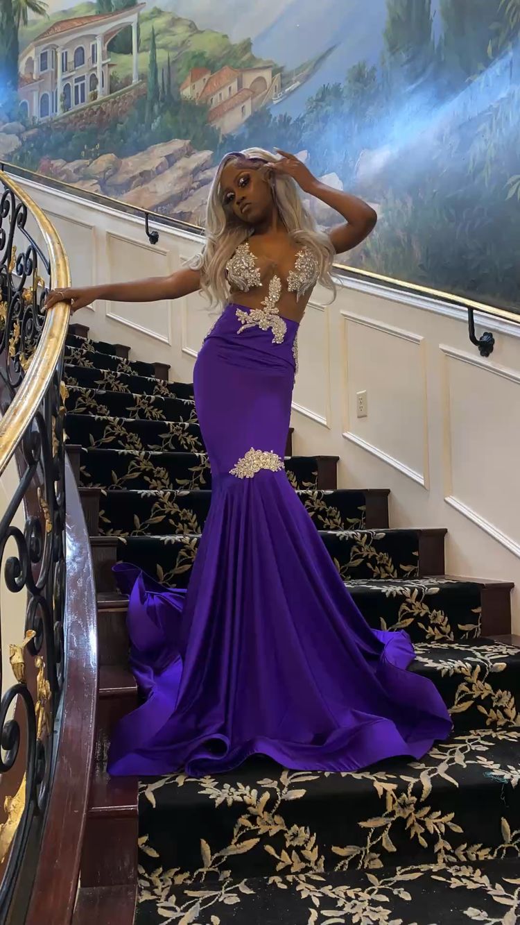Sexy Lila Meerjungfrau Ballkleid, Charmantes Abendkleid Y1708