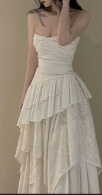 Trägerloses weißes unregelmäßiges Seitenballkleid, schickes weißes Abendkleid Y1815