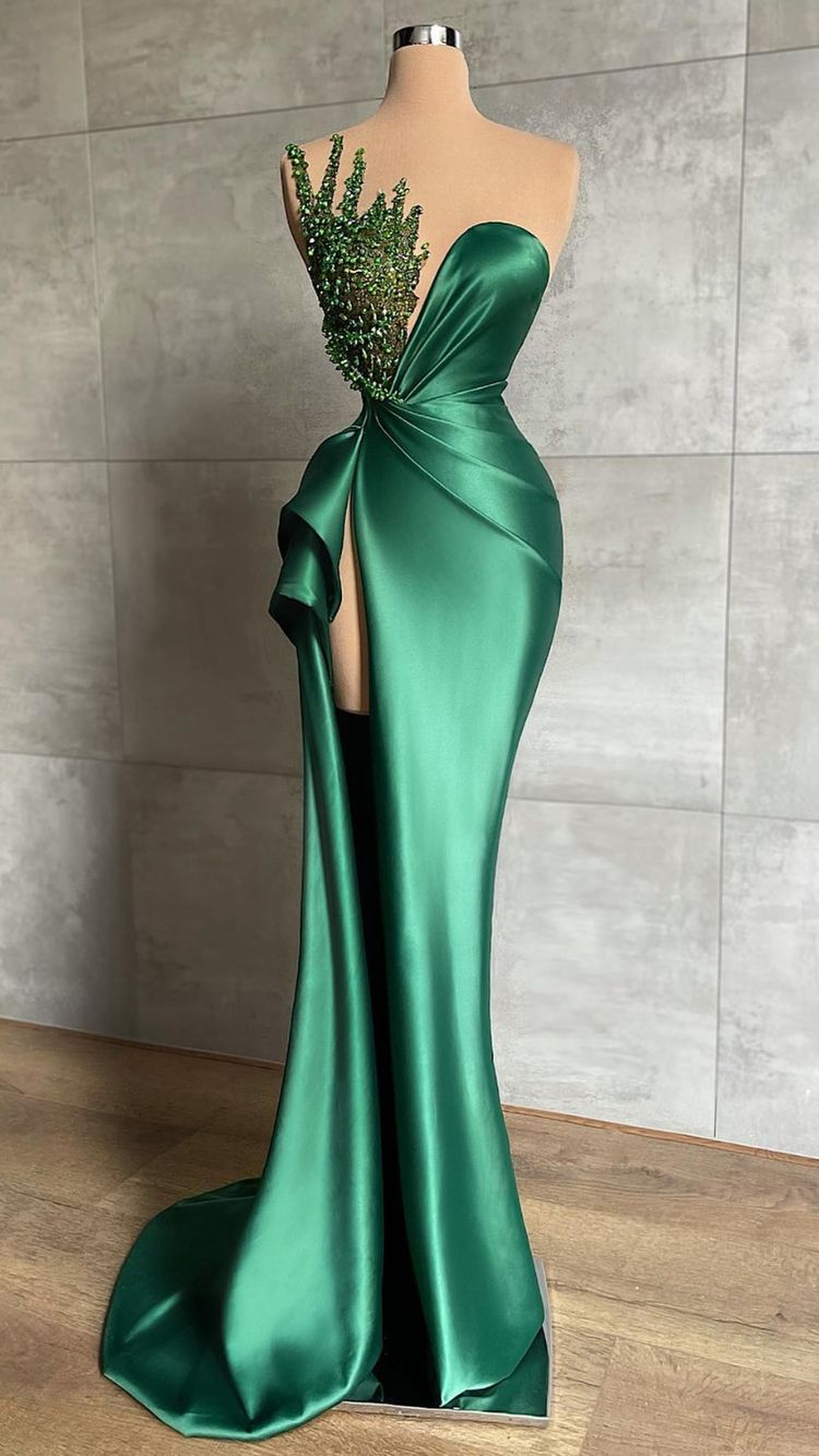 Vestido de noche largo formal con escote en V pronunciado y cuentas, color verde esmeralda, abertura alta Y596