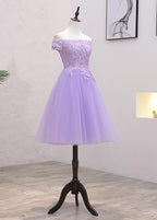 Hellviolettes schulterfreies Homecoming-Kleid aus Spitze und Tüll S11189